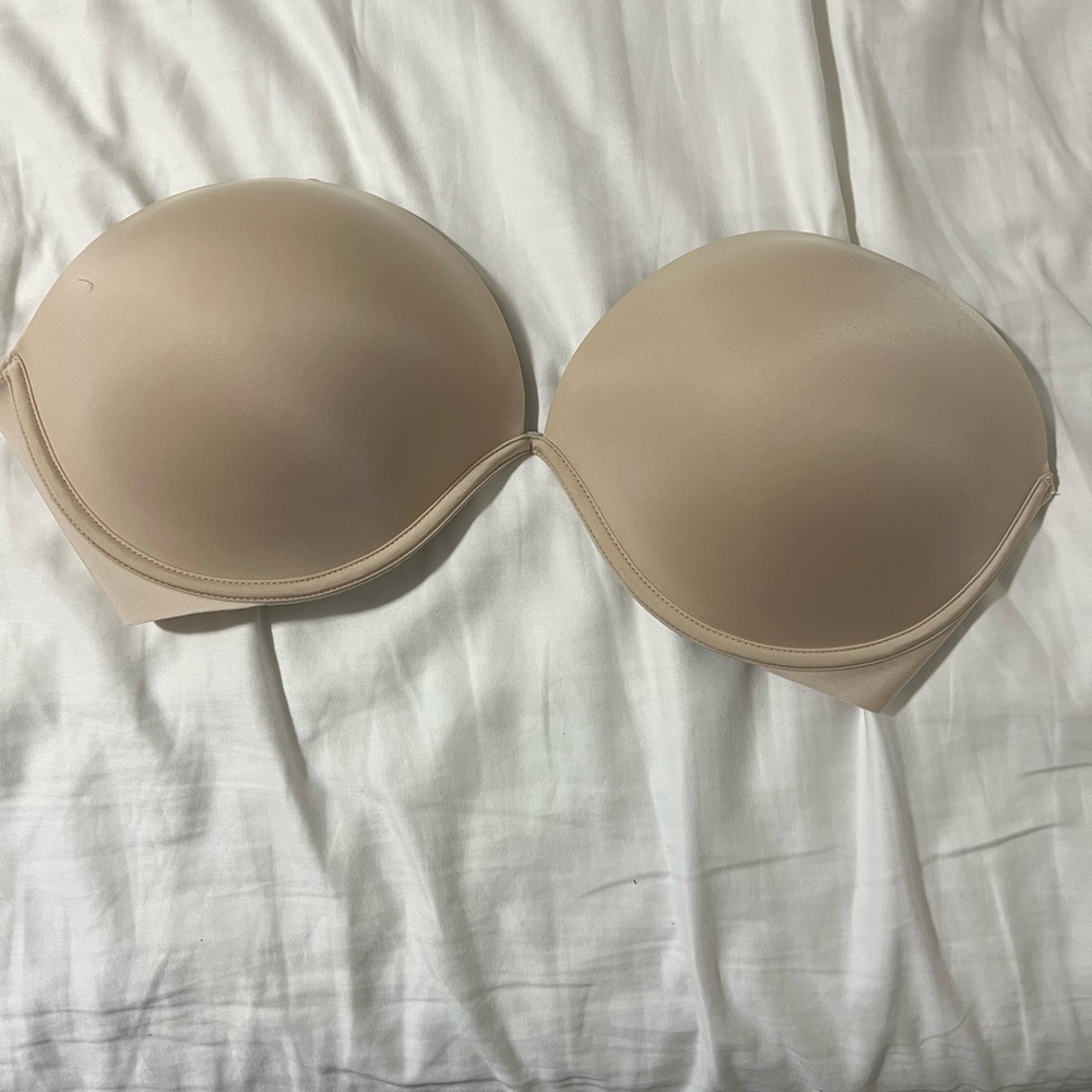 Seamless Tan Strapless Bra
